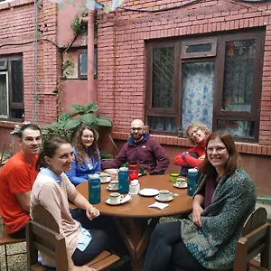 Hostel Beehive 